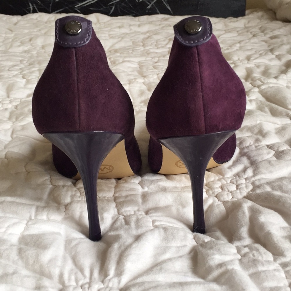 PURPLE MICHEAL KORS HEELS